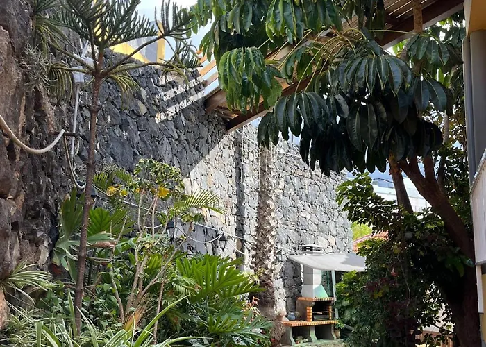 Semesterbostad Charming Canarian House At Lila *